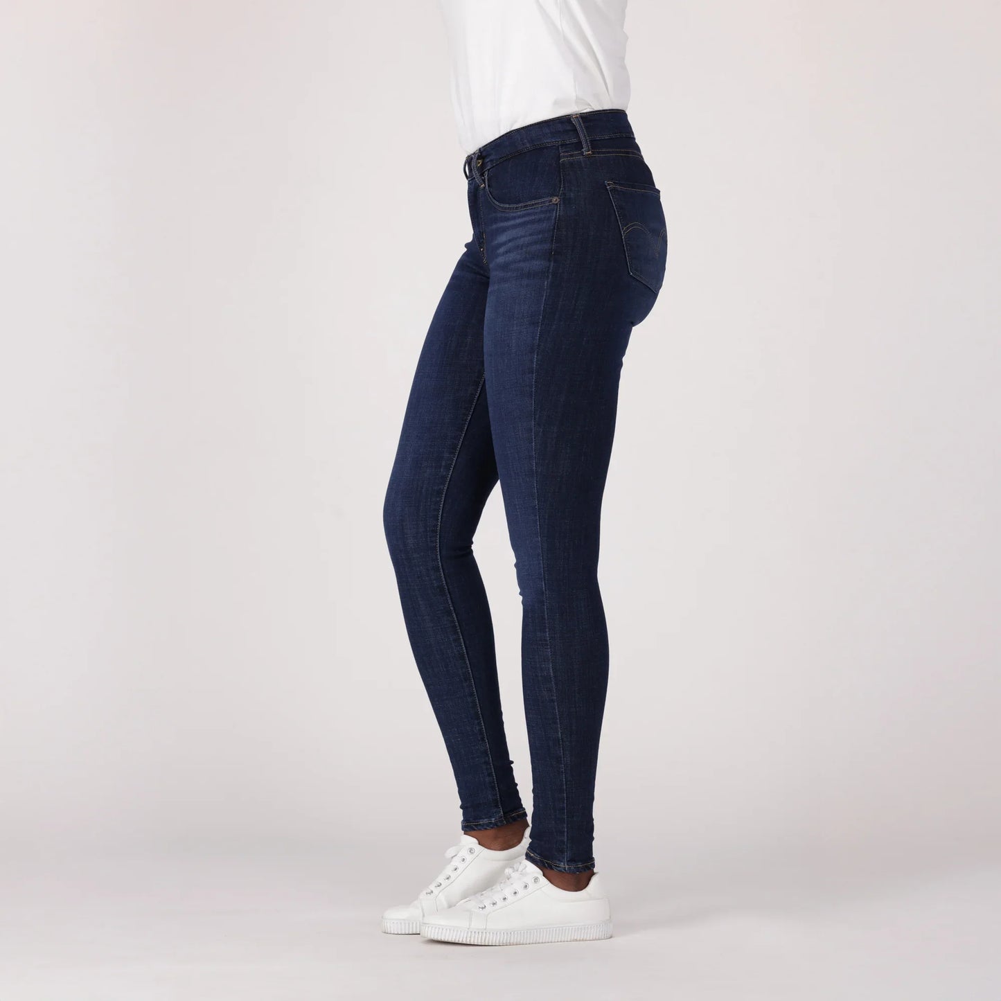 LEVI'S® WOMEN'S CURVY SUPER SKINNY - DARK INDIGO - WORN IN