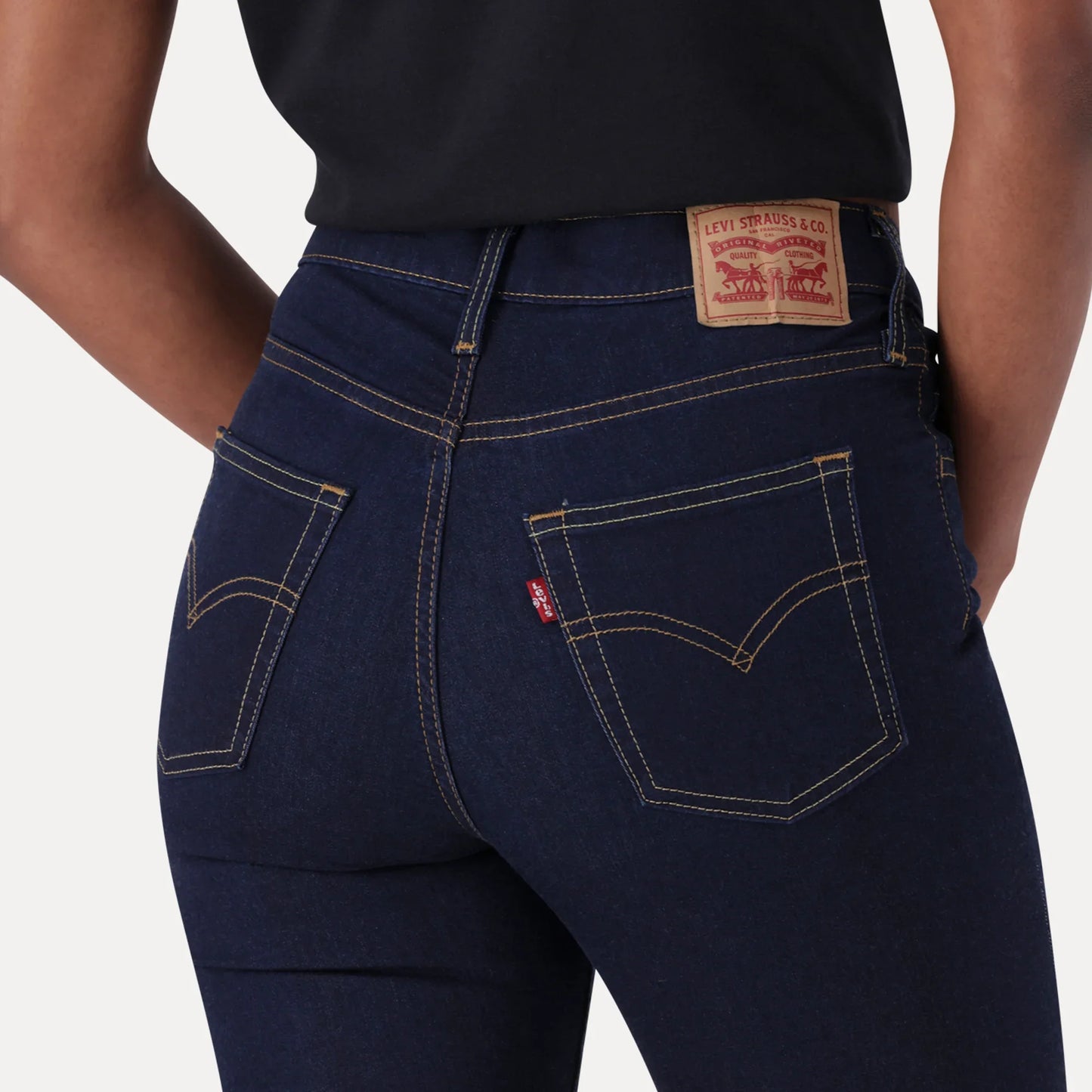 LEVI'S® WOMEN'S 720 HIGH-RISE SUPER SKINNY JEANS - DARK INDIGO - FLAT FINISH