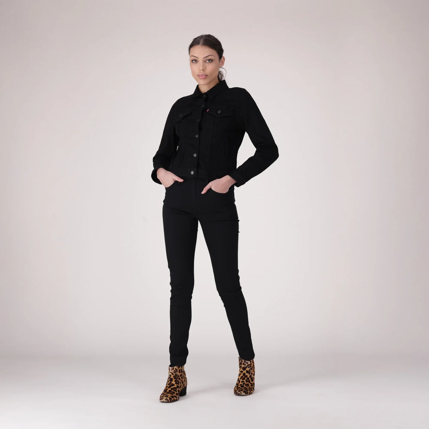 LEVI'S® WOMEN'S 720 HIGH-RISE SUPER SKINNY JEANS - DARK WASH