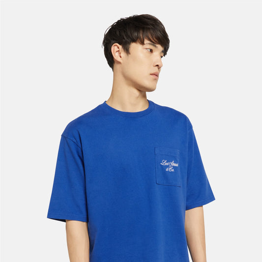 LEVI'S® MEN'S HALF-SLEEVE GRAPHIC POCKET T-SHIRT - BLUE