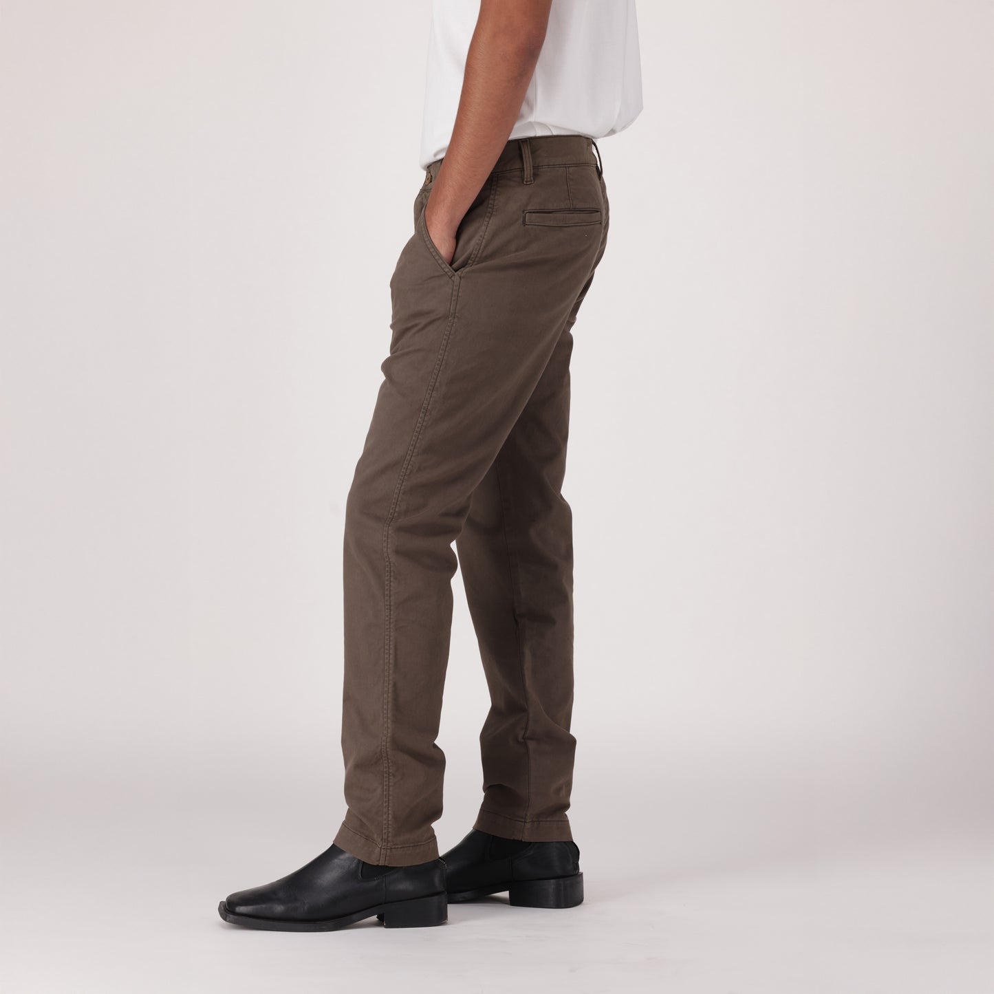 LEVI'S® MEN'S XX CHINO STANDARD TAPER - BROWN