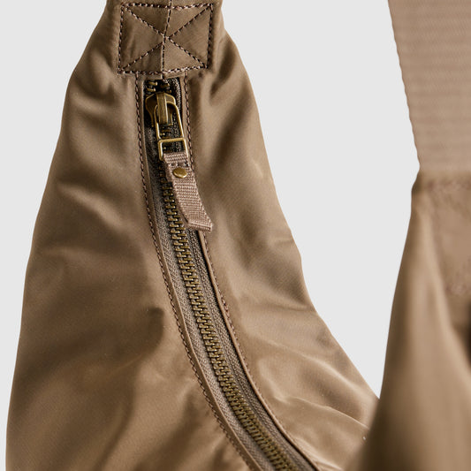 LEVI'S® WOMEN'S ALEXANDRA BAG - BROWN