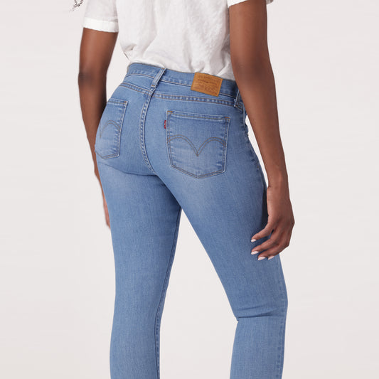 LEVI'S® WOMEN'S CURVY SUPER SKINNY - MED INDIGO - WORN IN