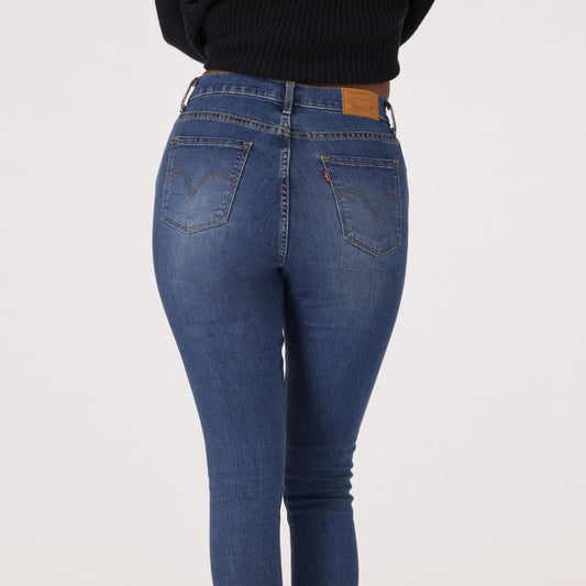 LEVI'S® WOMEN'S CURVY HIGH-RISE SUPER SKINNY - MED INDIGO - WORN IN
