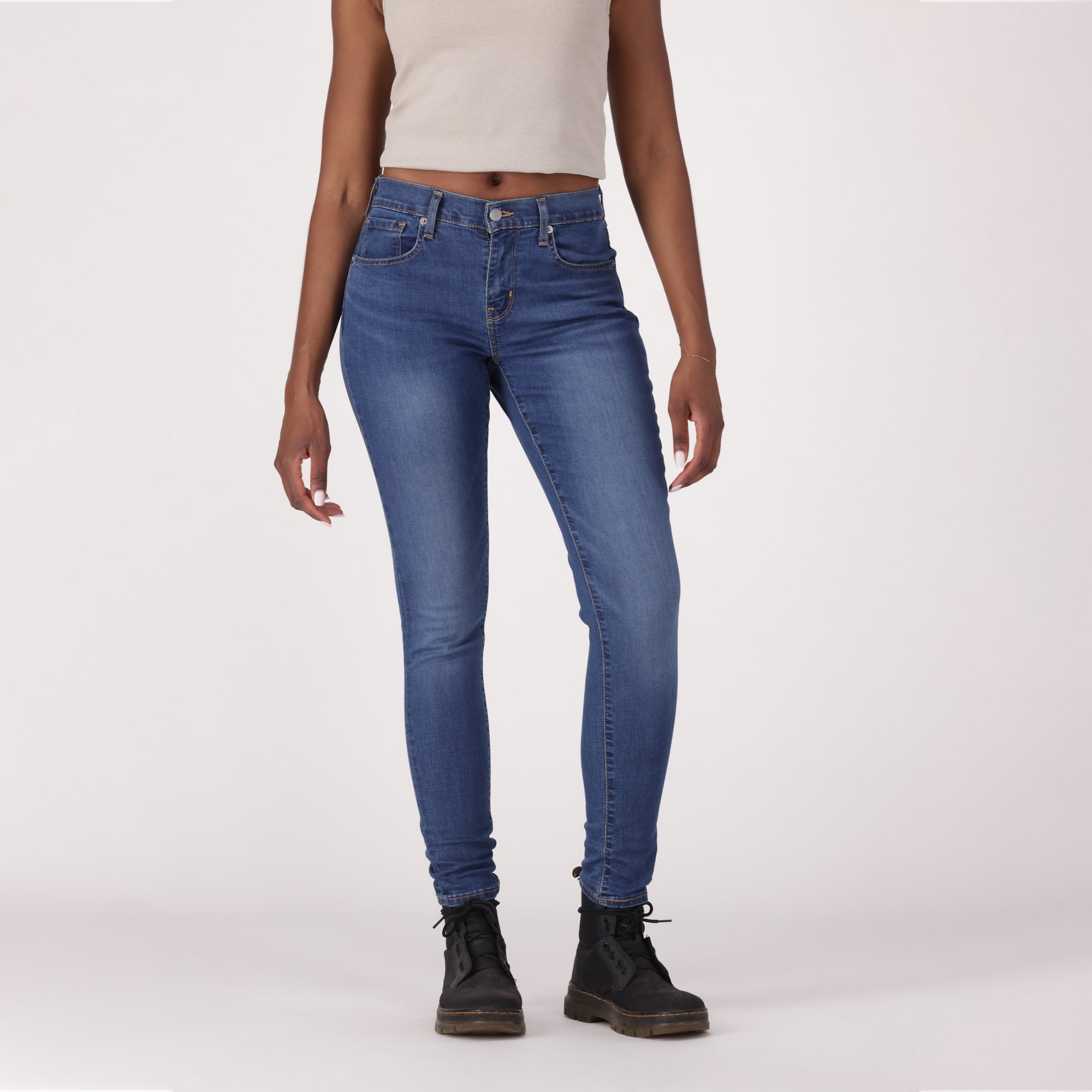 LEVI'S® WOMEN'S CURVY HIGH-RISE SUPER SKINNY - MED INDIGO - WORN IN