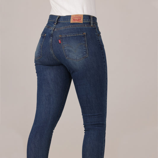 LEVI'S® WOMEN'S CURVY SKINNY - DARK INDIGO WORN IN