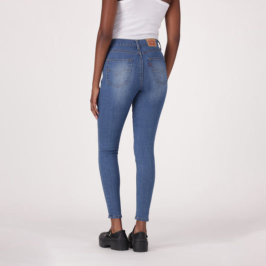LEVI'S® WOMEN'S 720 HIGH-RISE SUPER SKINNY JEANS - MED INDIGO - FLAT FINISH
