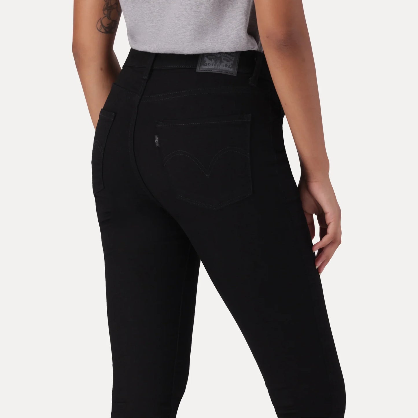 720 HIGH-RISE SUPER SKINNY JEANS - BLACK