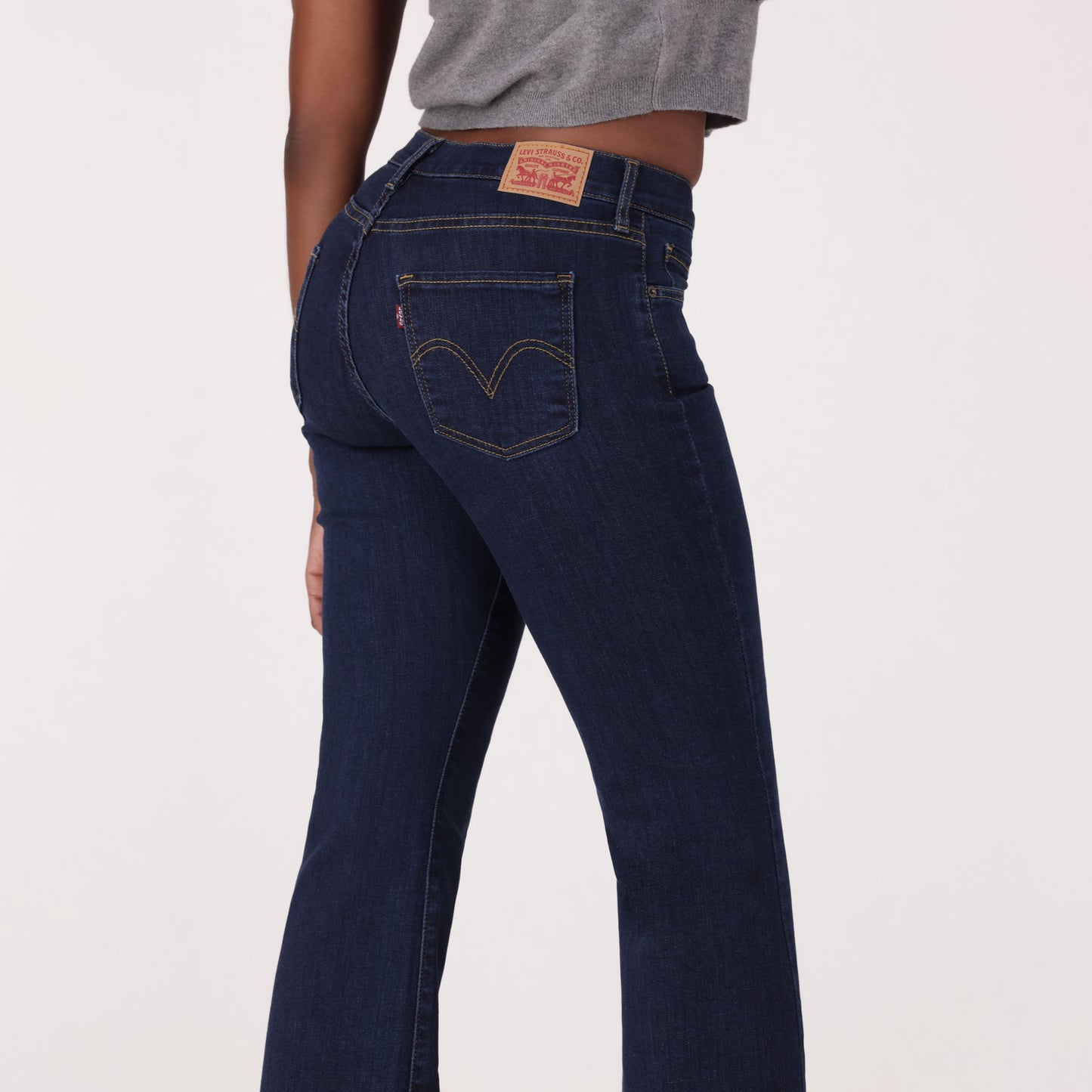 LEVI'S® WOMEN'S CURVY FLARE - DARK INDIGO - FLAT FINISH