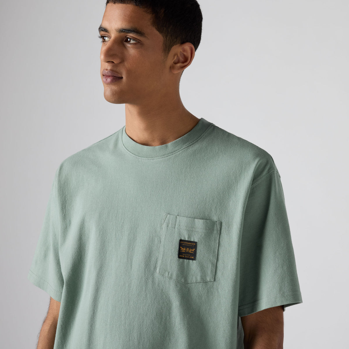 LEVI'S® MEN'S SHORT-SLEEVE WORKWEAR POCKET T-SHIRT - GREEN