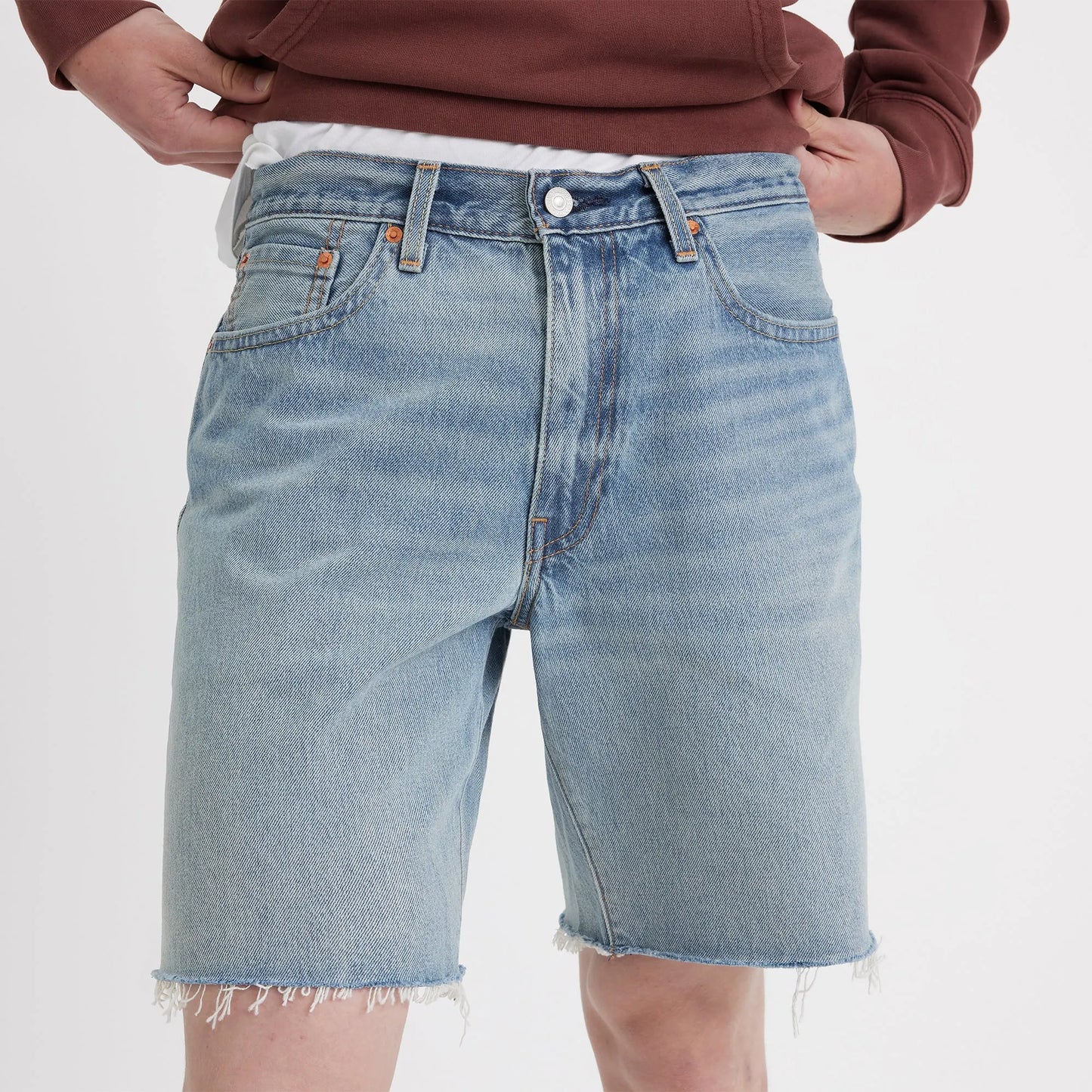 LEVI'S® MEN'S 468 LOOSE SHORTS - LIGHT INDIGO - WORN IN