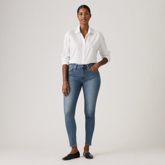LEVI’S® WOMEN'S 721 HIGH-RISE SKINNY JEANS - MED INDIGO - WORN IN