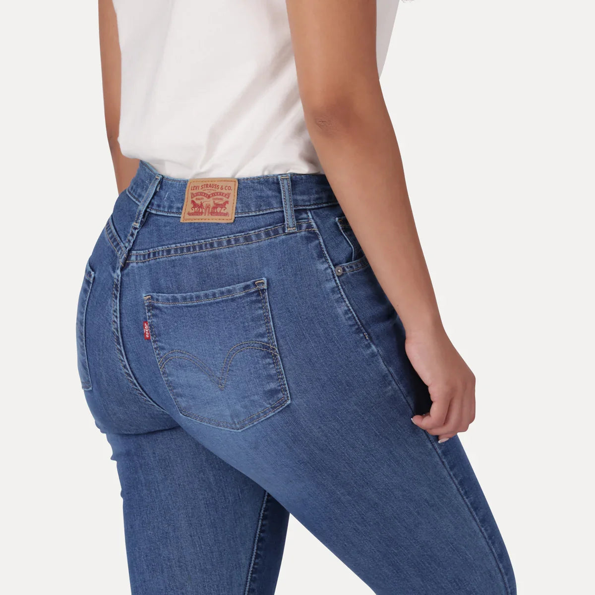 LEVI'S® WOMEN'S CURVY SUPER SKINNY - MED INDIGO - WORN IN