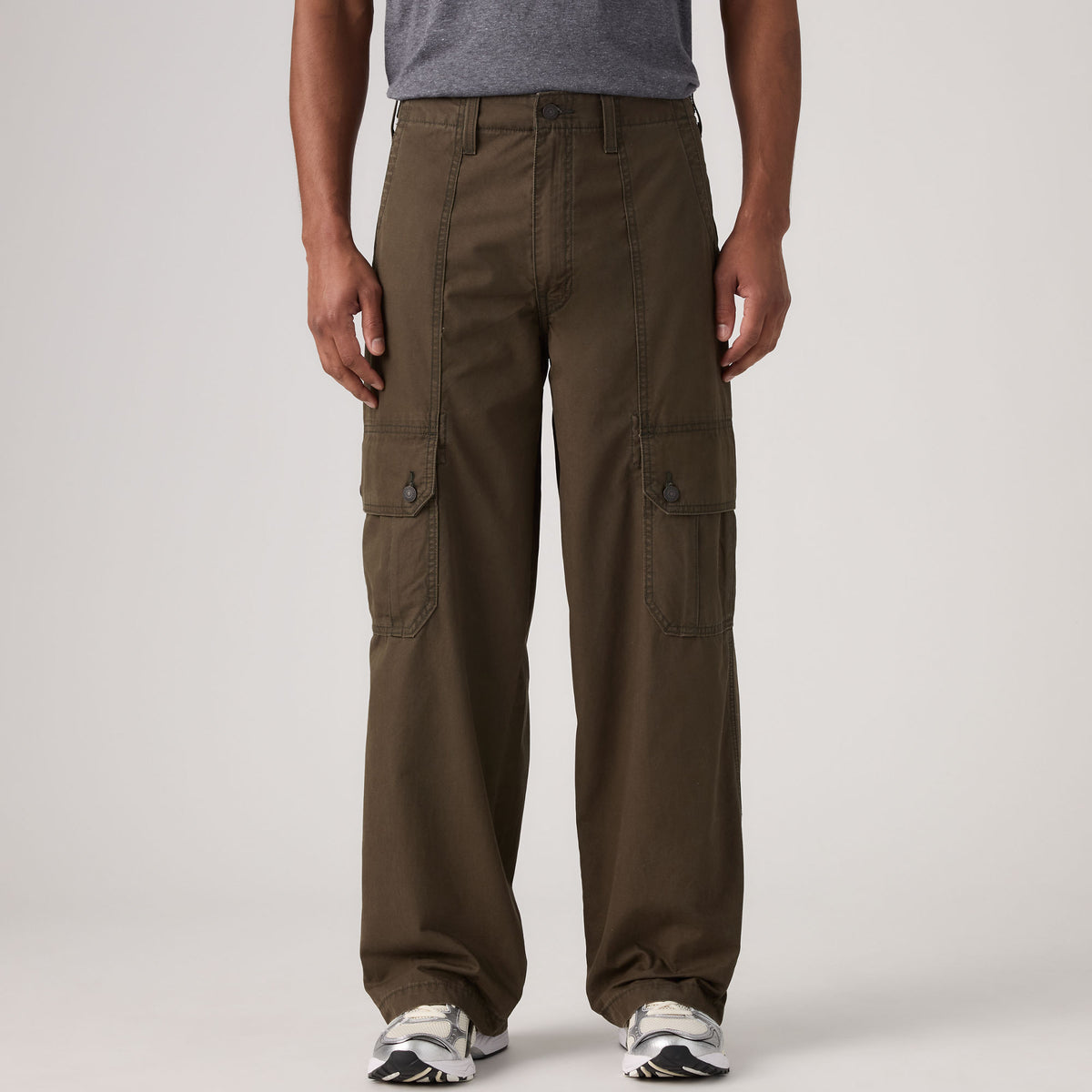 LEVI'S® MEN'S EXTRA BAGGY CARGOS - BROWN