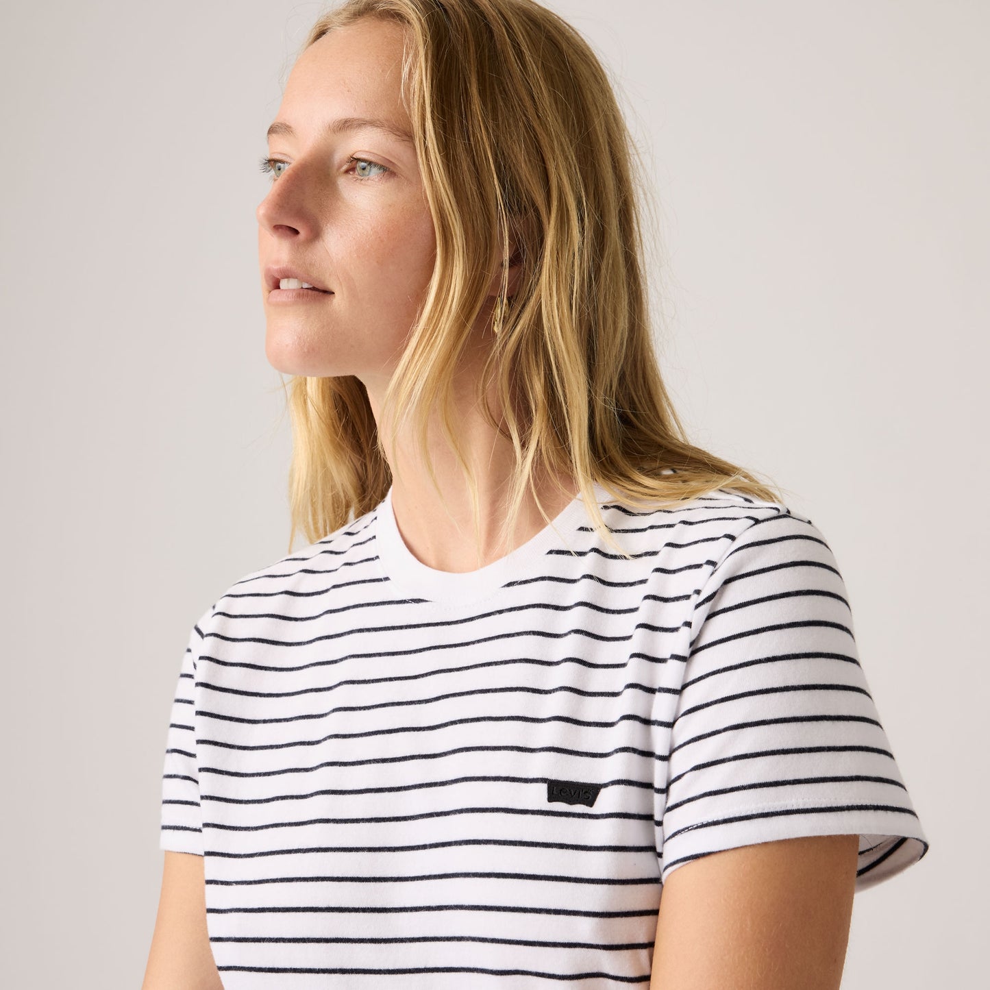 LEVI'S® WOMEN'S FAVORITE COTTON TEE - MULTI COLOUR