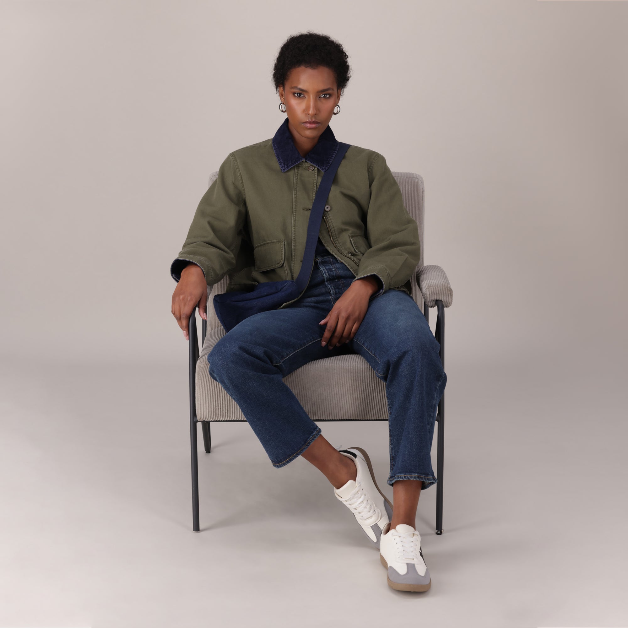 LEVI'S® WOMEN'S 501® ORIGINAL JEANS - MED INDIGO - WORN IN