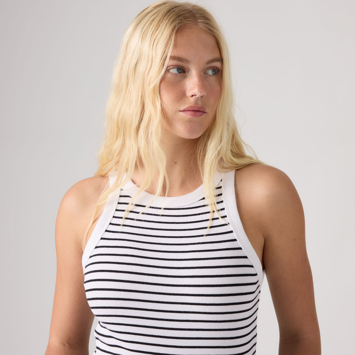 LEVI'S® WOMEN'S ESSENTIAL RACER TANK - MULTI-COLOR