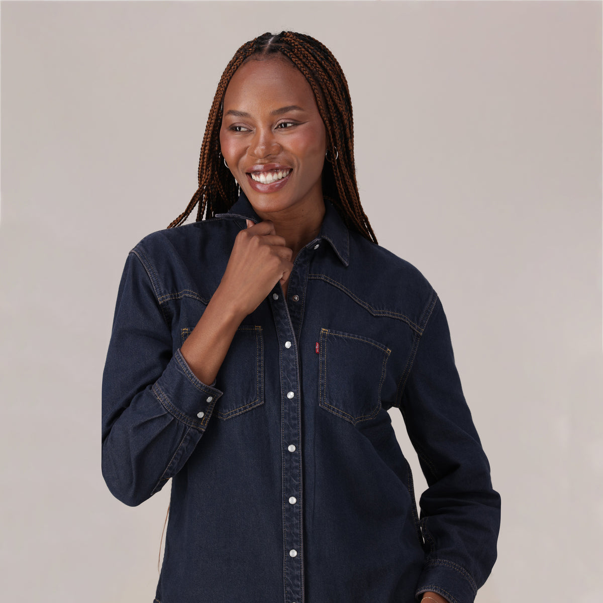 LEVI'S® WOMEN'S TEODORA WESTERN SHIRT - DARK INDIGO - WORN IN