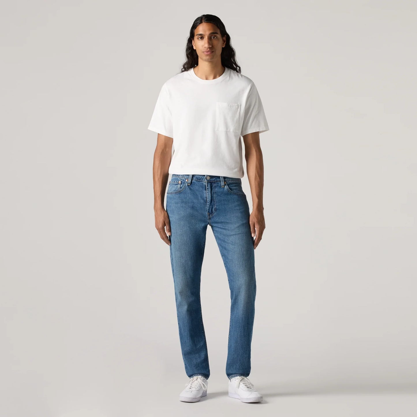 LEVI'S® MEN'S 512™ SLIM TAPER LIGHTWEIGHT JEANS - MEDIUM WASH
