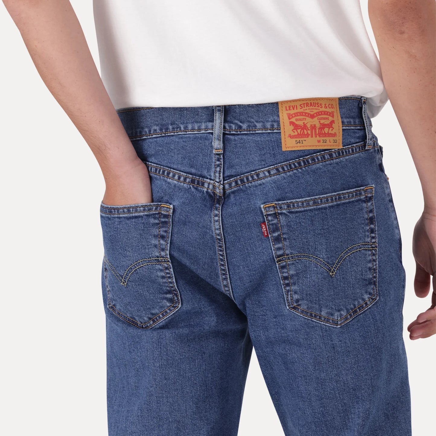 LEVI'S® MEN'S 541™ ATHLETIC TAPER JEANS - BLUE