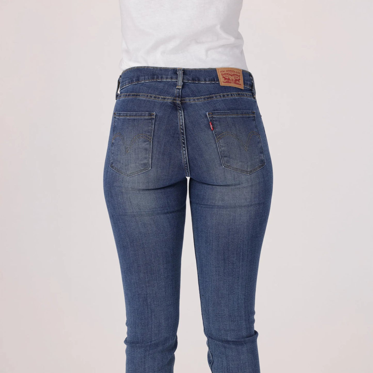 LEVI'S®CURVY STRAIGHT ZA - MED INDIGO - WORN IN