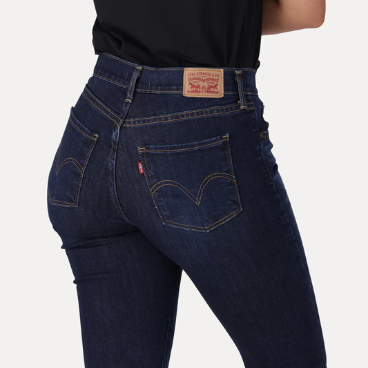 LEVI'S® WOMEN'S CURVY FLARE - DARK INDIGO - WORN IN