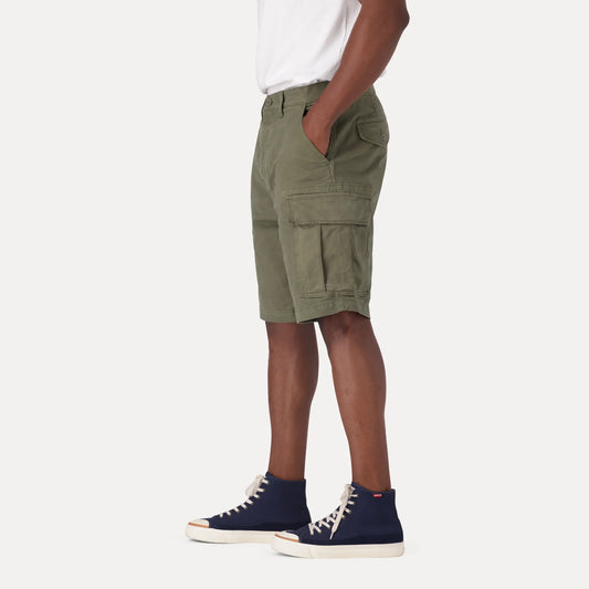 LEVI'S® MEN'S CARRIER CARGO SHORTS - GREEN