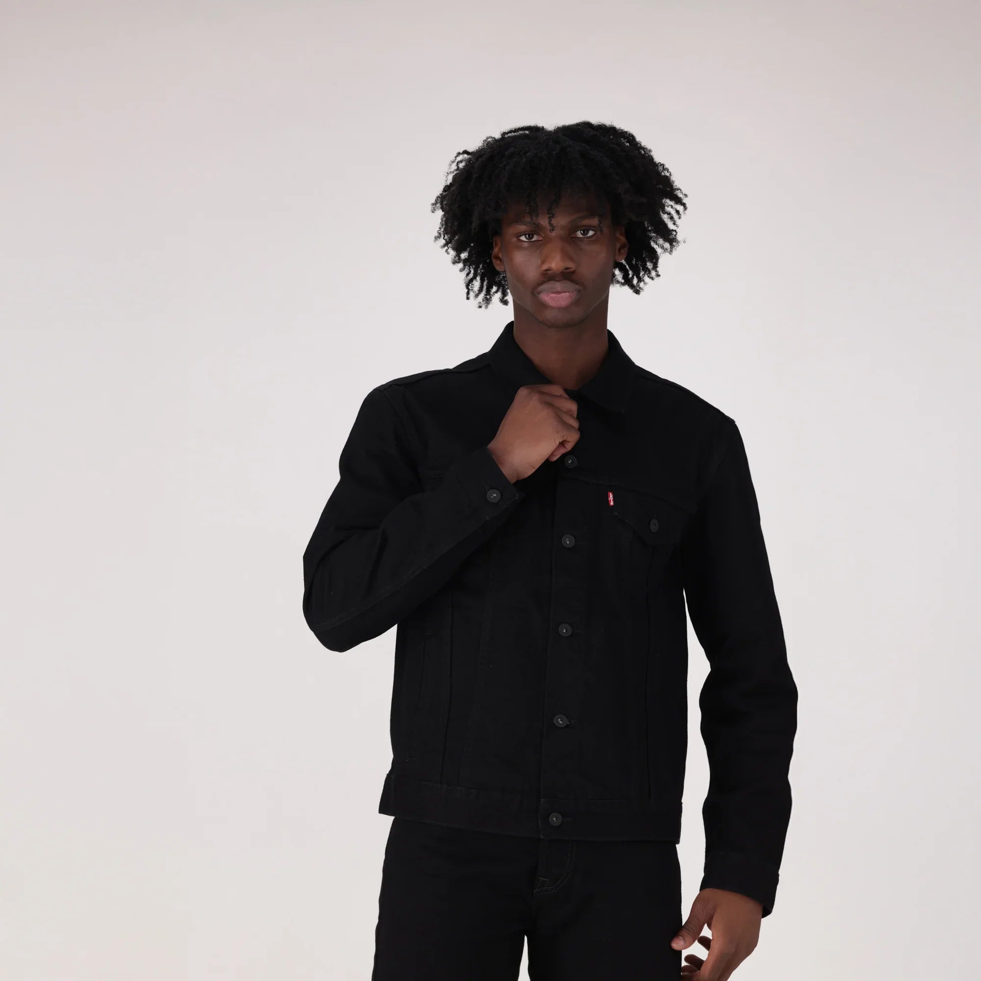 LEVI'S® MEN'S TRUCKER JACKET - BLACK
