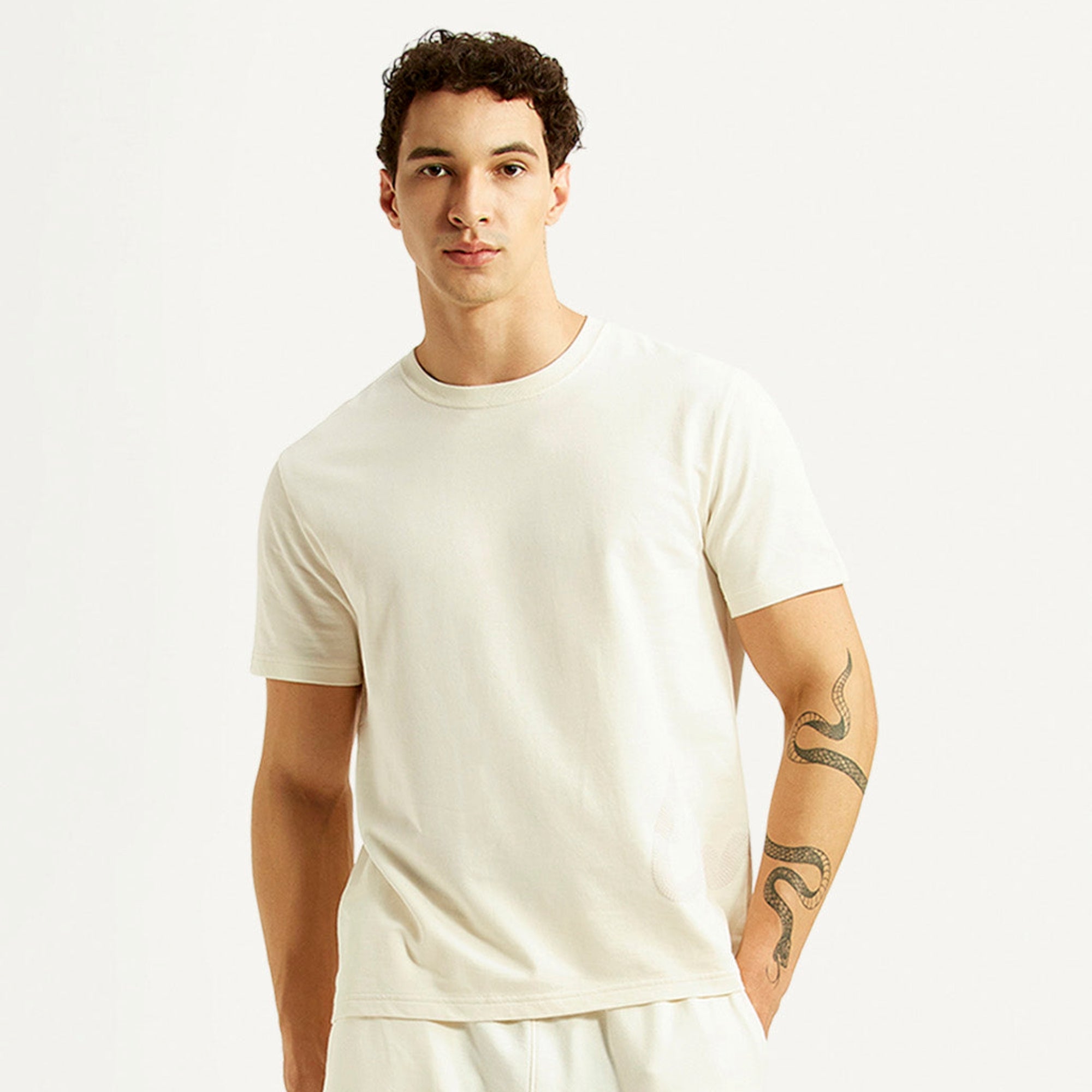 LEVI'S® MEN'S CREW NECK T-SHIRT - WHITE