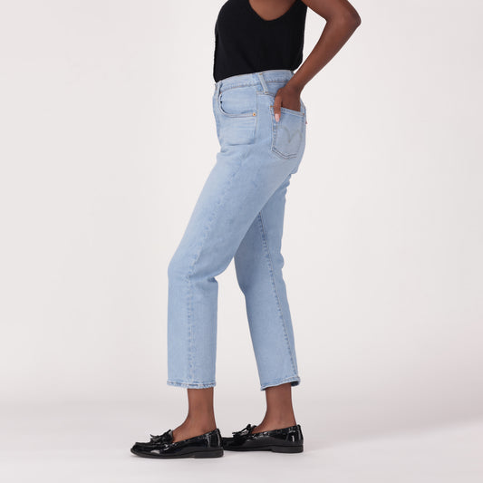 LEVI'S® WOMEN'S 501® ORIGINAL CROPPED JEANS - MED INDIGO - WORN IN