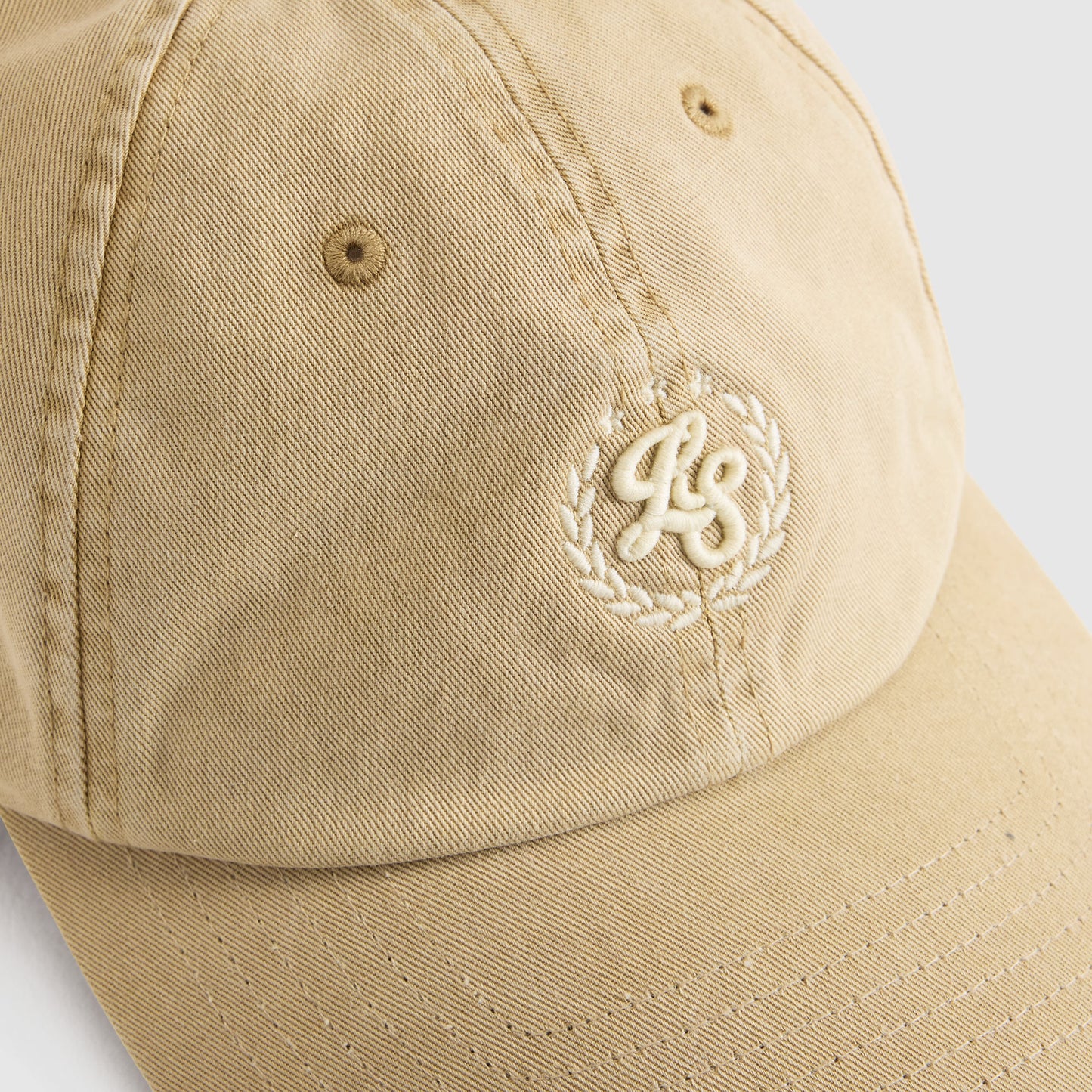 LEVI'S® MEN'S VARSITY BASEBALL CAP - TANS