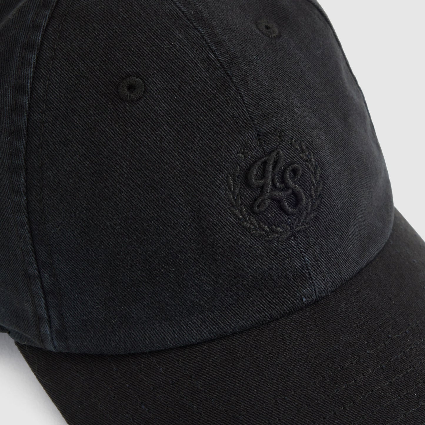 LEVI'S® MEN'S VARSITY BASEBALL CAP - BLACKS