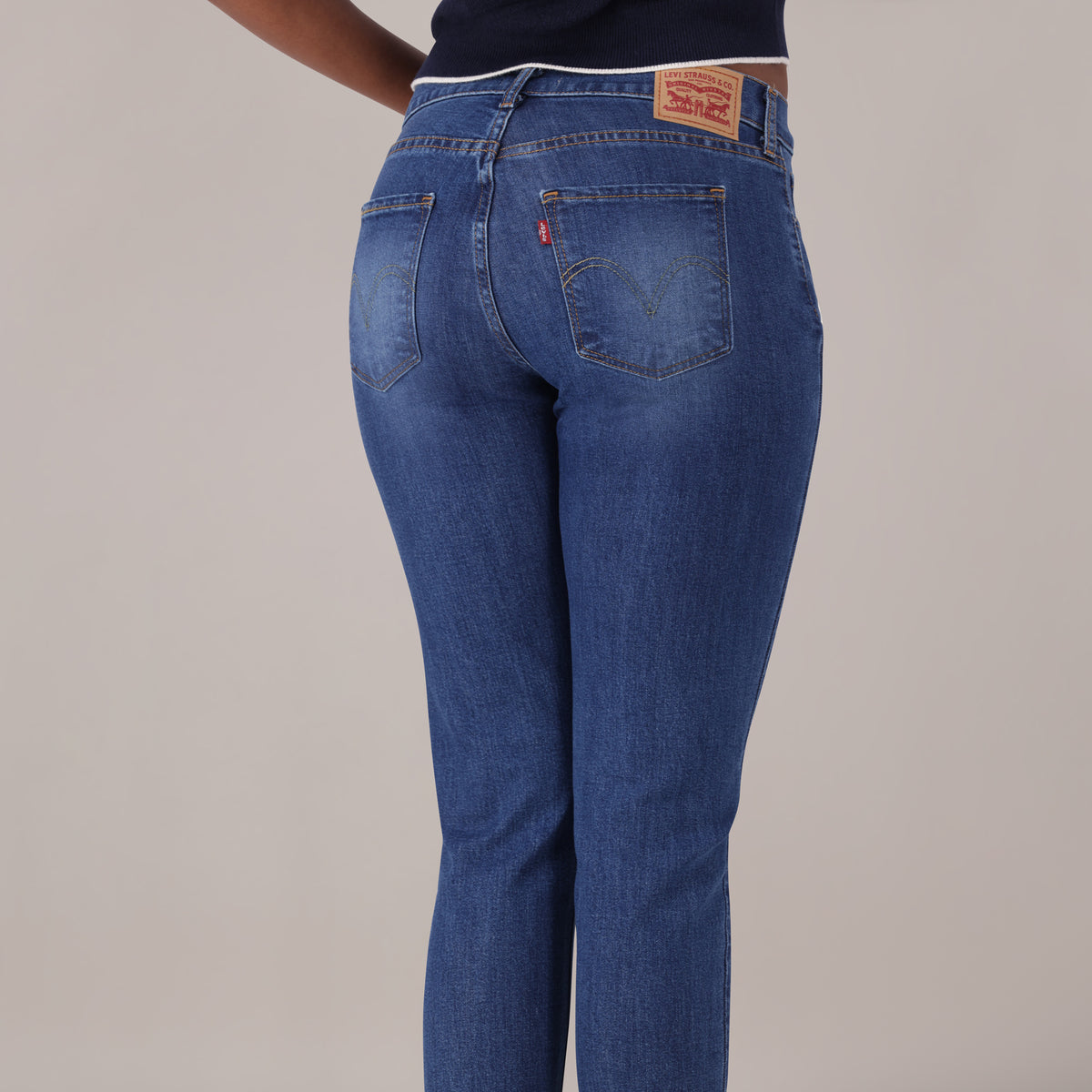 LEVI'S® WOMEN'S CURVY HIGH-RISE SUPER SKINNY - MED INDIGO - WORN IN