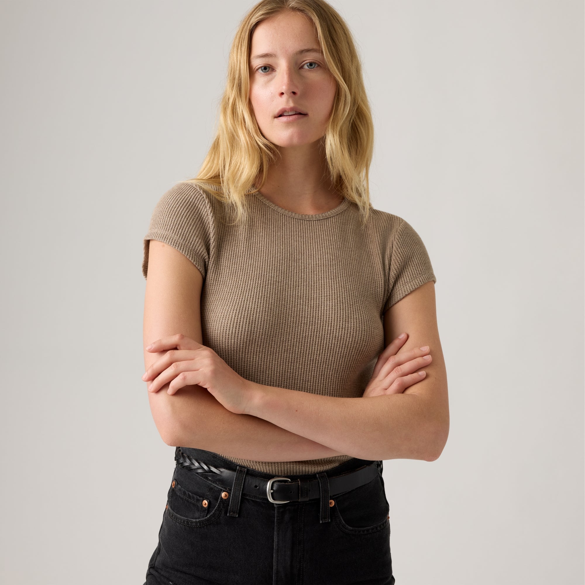 LEVI'S® WOMEN'S DRY GOODS WAFFLE CAP-SLEEVE TEE - MULTI COLOUR