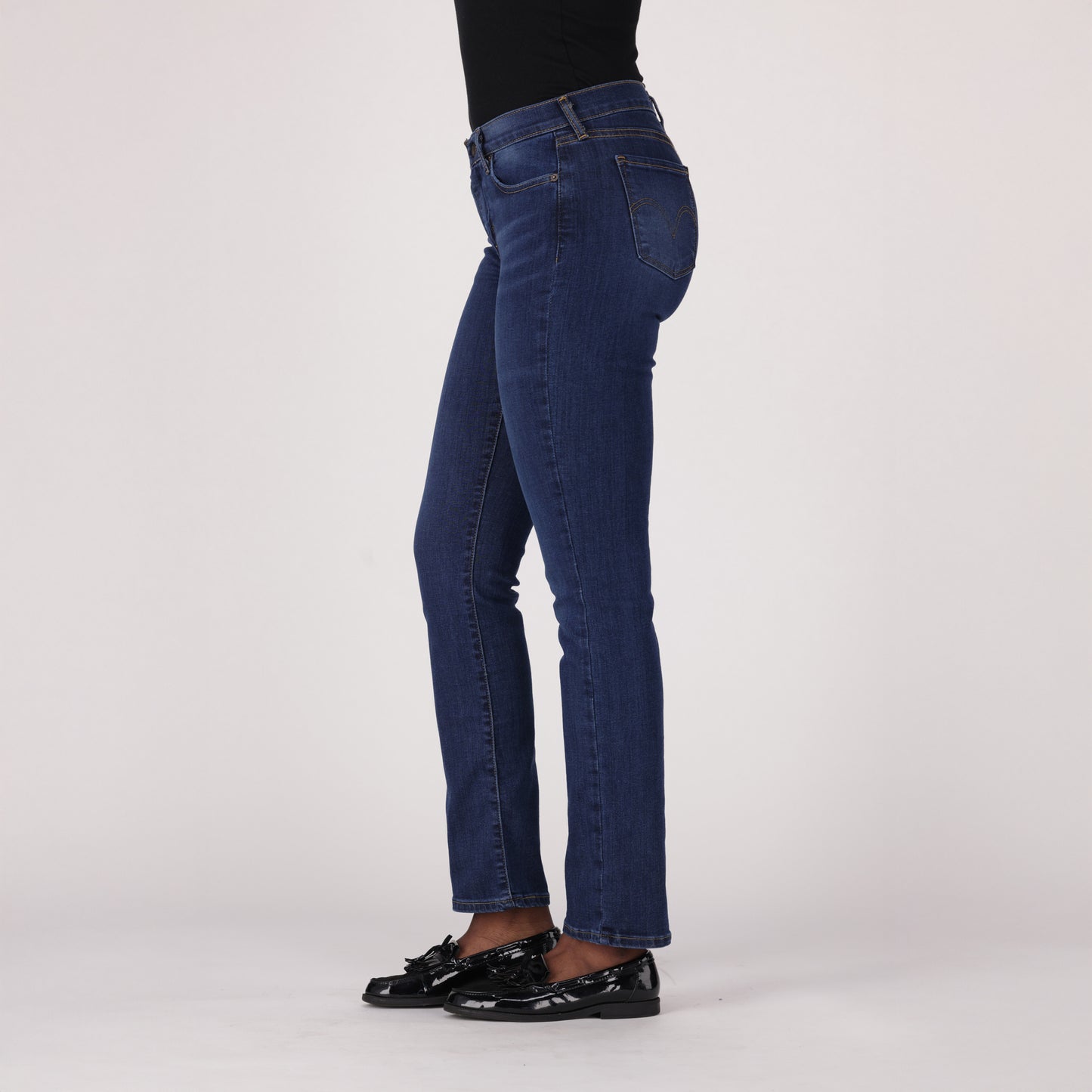 LEVI'S® WOMEN'S CURVY STRAIGHT - DARK WASH