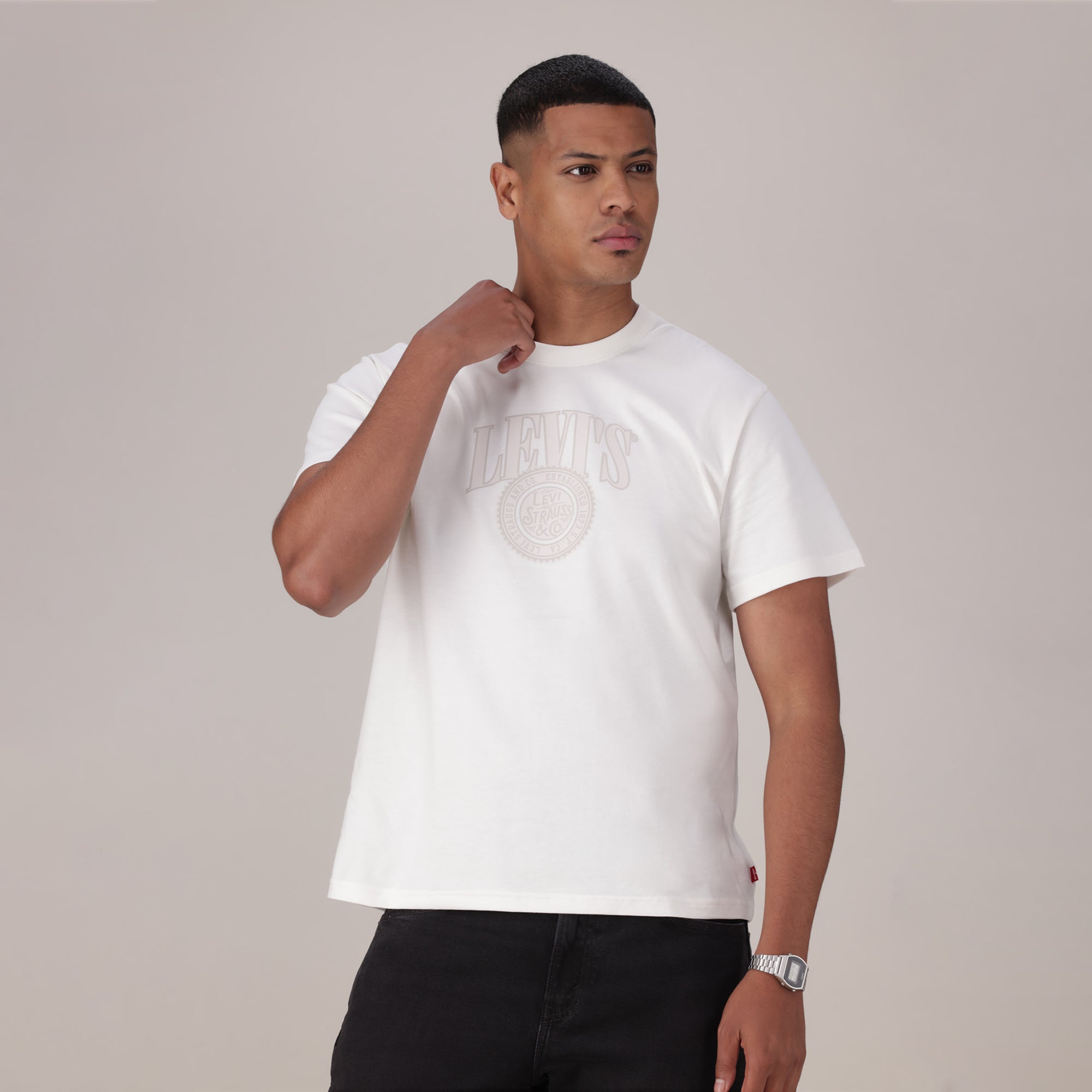 LEVI'S® MEN'S RELAXED FIT SHORT-SLEEVE GRAPHIC T-SHIRT - WHITE