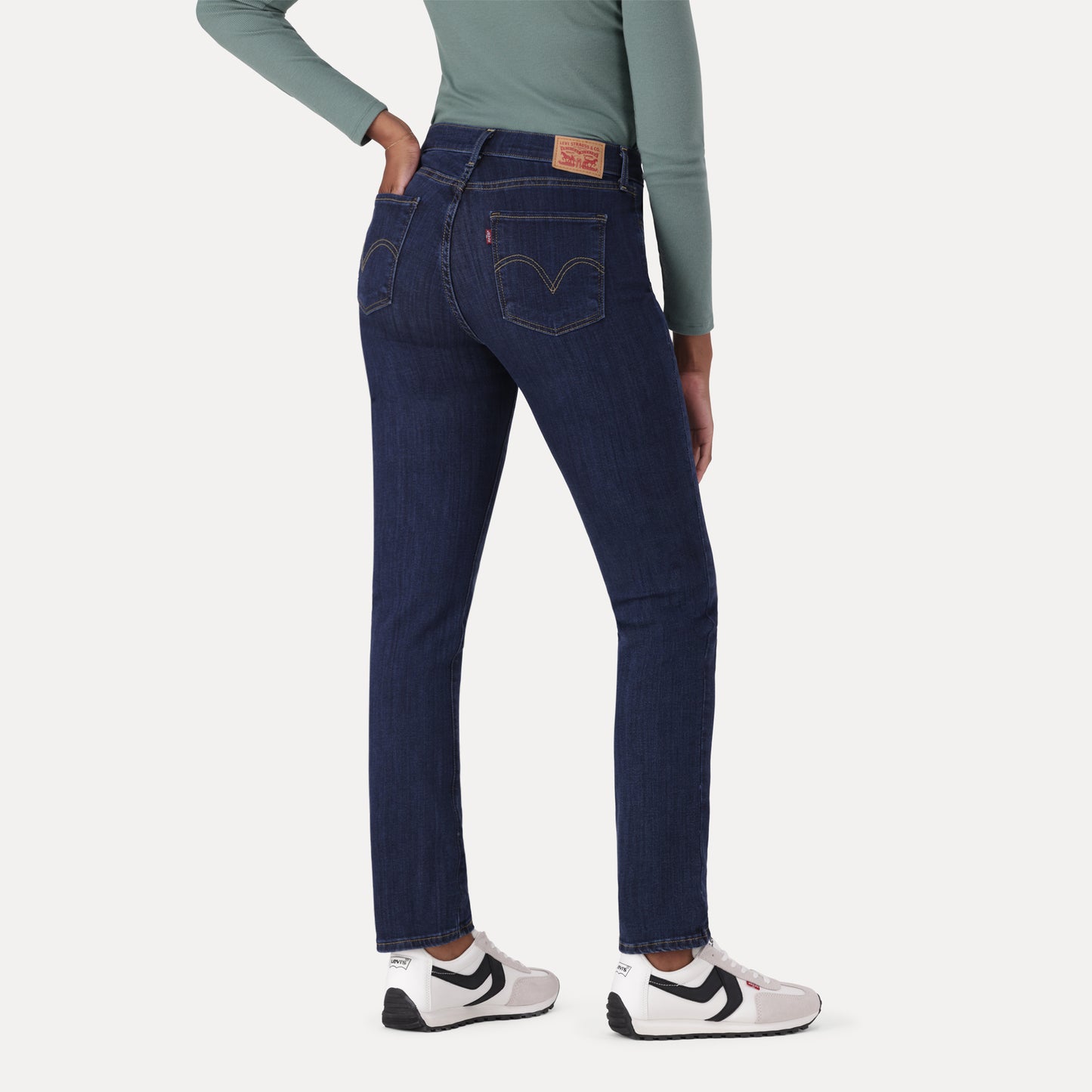 LEVI'S® WOMEN'S CURVY STRAIGHT - DARK INDIGO - FLAT FINISH
