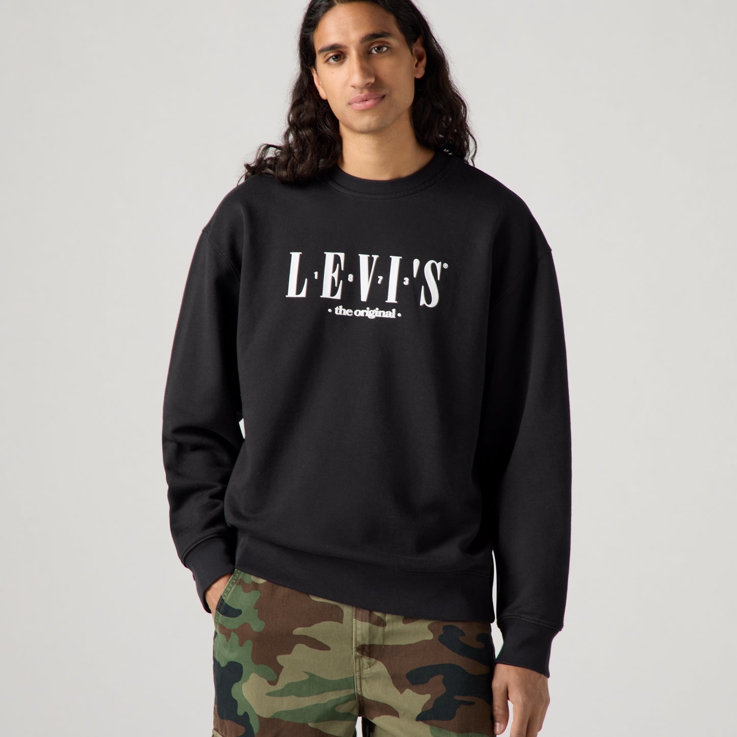 LEVI'S® MEN'S RELAXED GRAPHIC CREWNECK SWEATSHIRT - BLACK