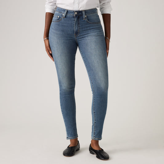 LEVI’S® WOMEN'S 721 HIGH-RISE SKINNY JEANS - MED INDIGO - WORN IN