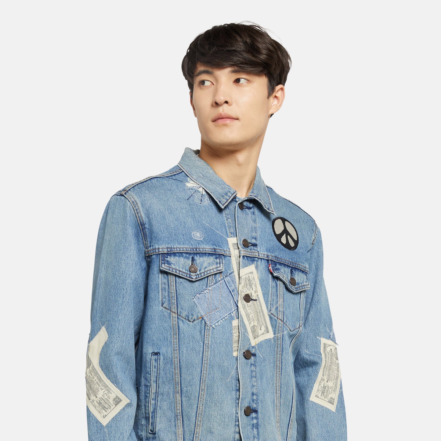 LEVI'S® MEN'S TRUCKER JACKET - MED INDIGO - WORN IN