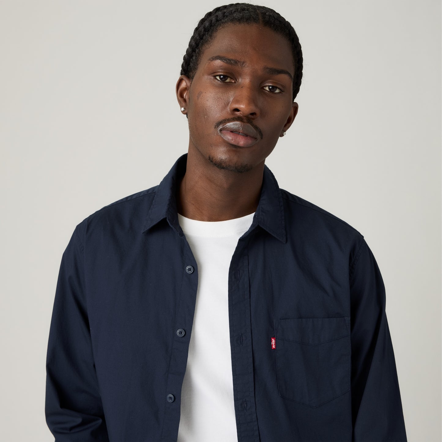LEVI'S® MEN'S CLASSIC POCKET STANDARD FIT SHIRT - BLUE
