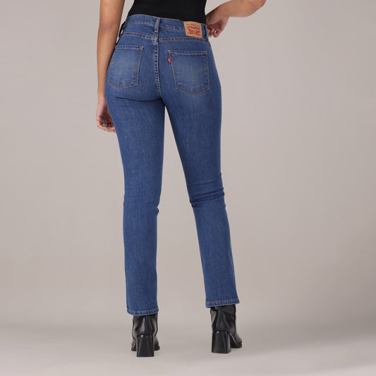 LEVI'S® WOMEN'S CURVY STRAIGHT - MED INDIGO - WORN IN