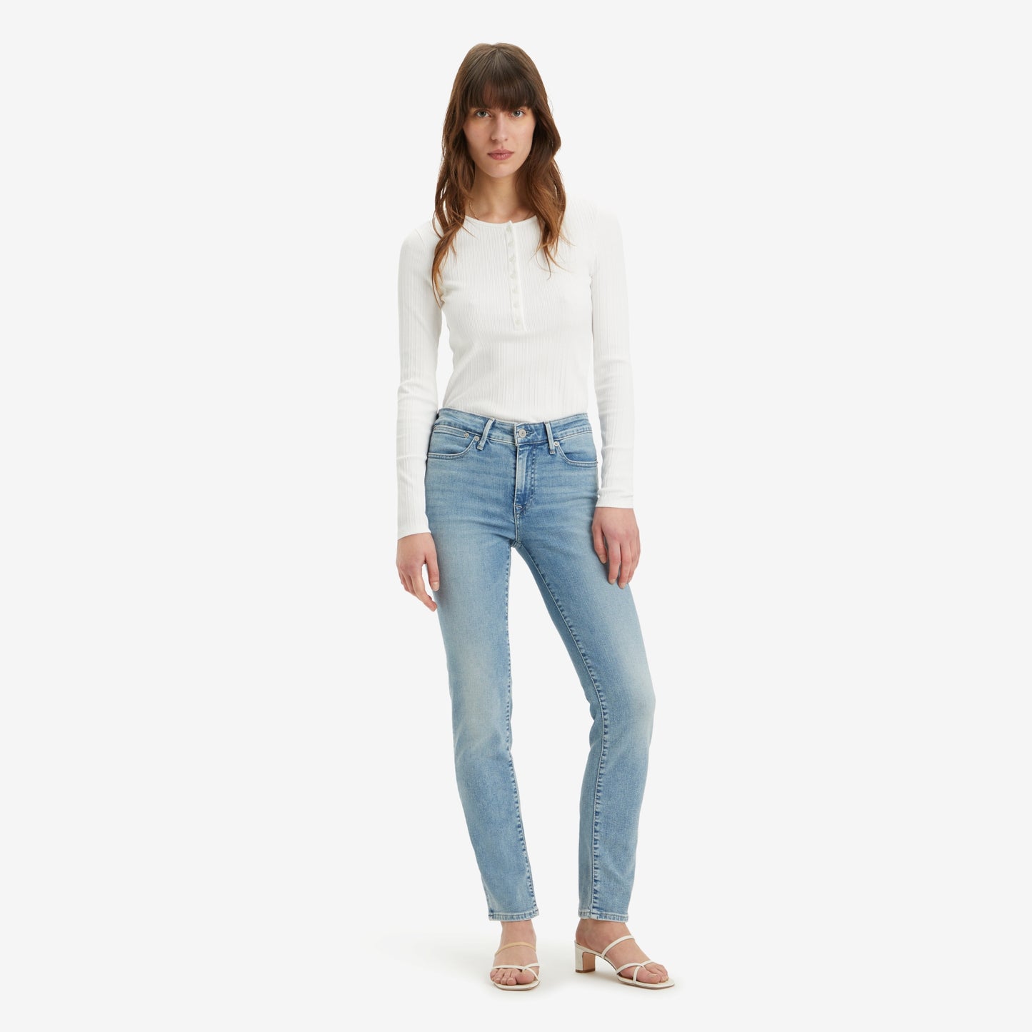 LEVI'S® WOMEN'S 712 MID-RISE SLIM JEANS - LIGHT INDIGO - WORN IN
