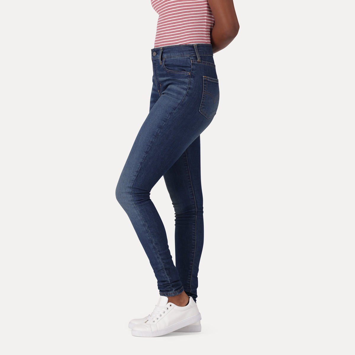 LEVI'S® WOMEN'S 720 HIGH-RISE SUPER SKINNY JEANS - MED INDIGO - WORN IN