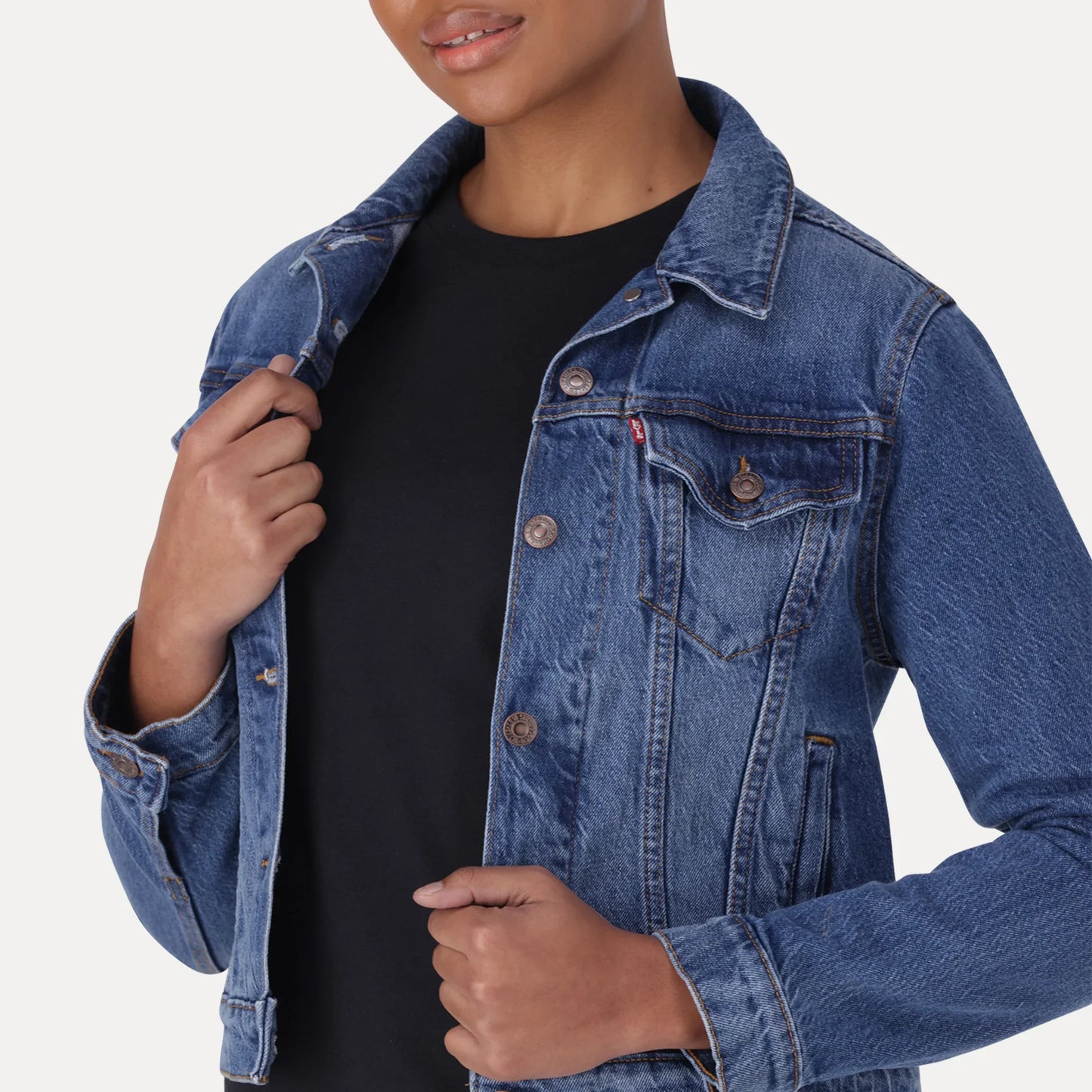 LEVI’S® WOMEN'S ORIGINAL TRUCKER JACKET - MED INDIGO - WORN IN