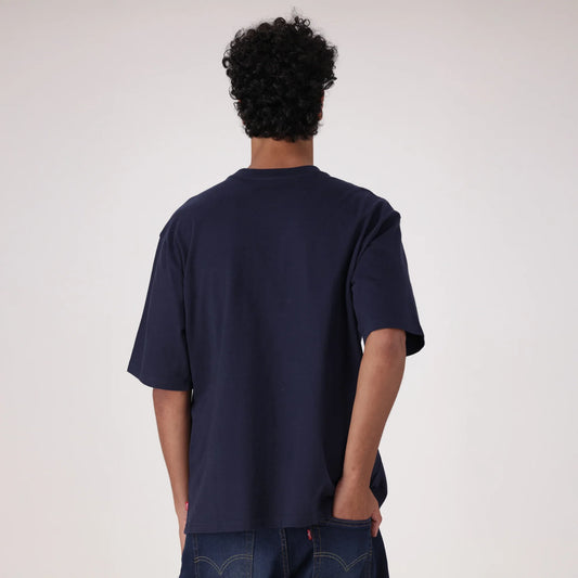 LEVI'S® MEN'S HALF-SLEEVE GRAPHIC POCKET T-SHIRT - MED INDIGO - WORN IN