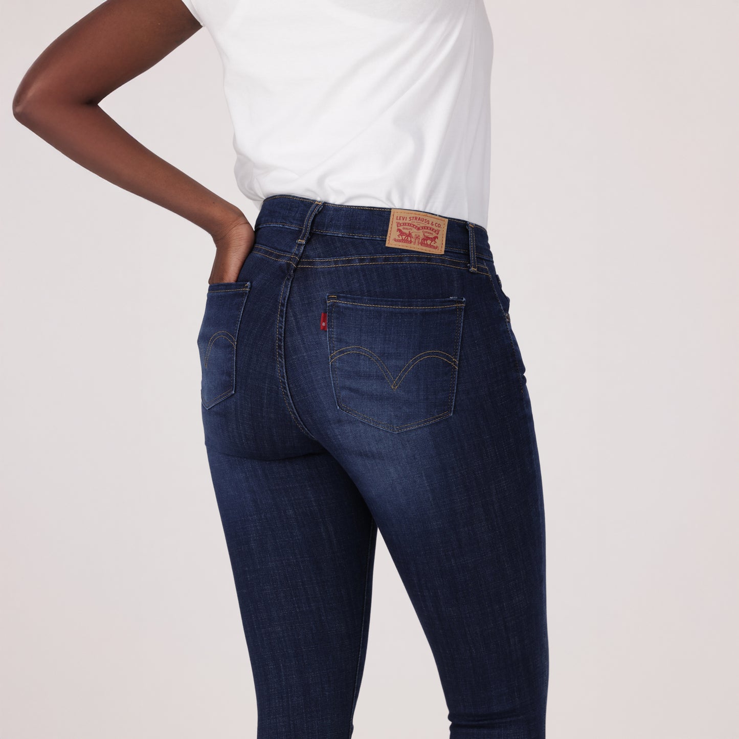LEVI'S® WOMEN'S CURVY SUPER SKINNY - DARK INDIGO - WORN IN