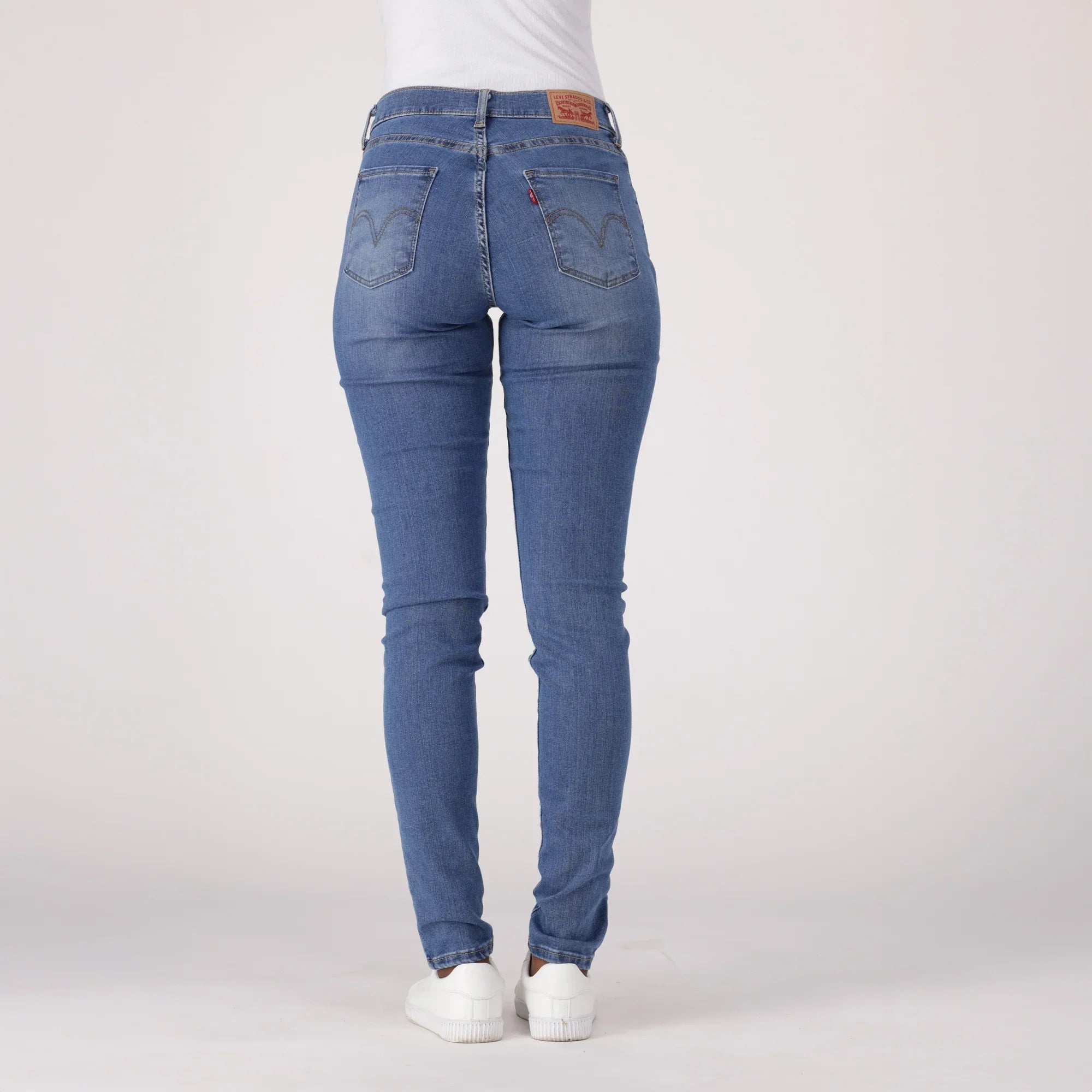 LEVI'S® WOMEN'S CURVY SKINNY - MED INDIGO - FLAT FINISH