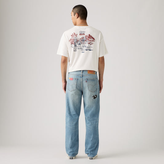 LEVI'S® X TOY STORY MEN'S 568 LOOSE JEANS - MED INDIGO - WORN IN