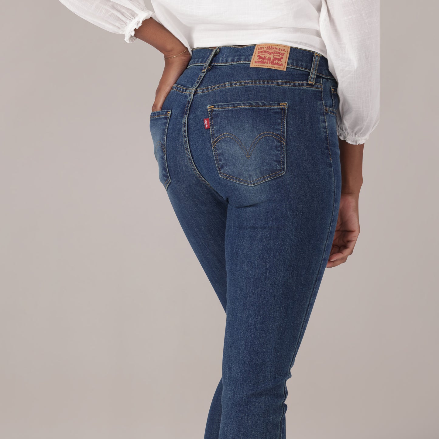 LEVI'S® WOMEN'S CURVY HIGH-RISE SUPER SKINNY  - BLACK